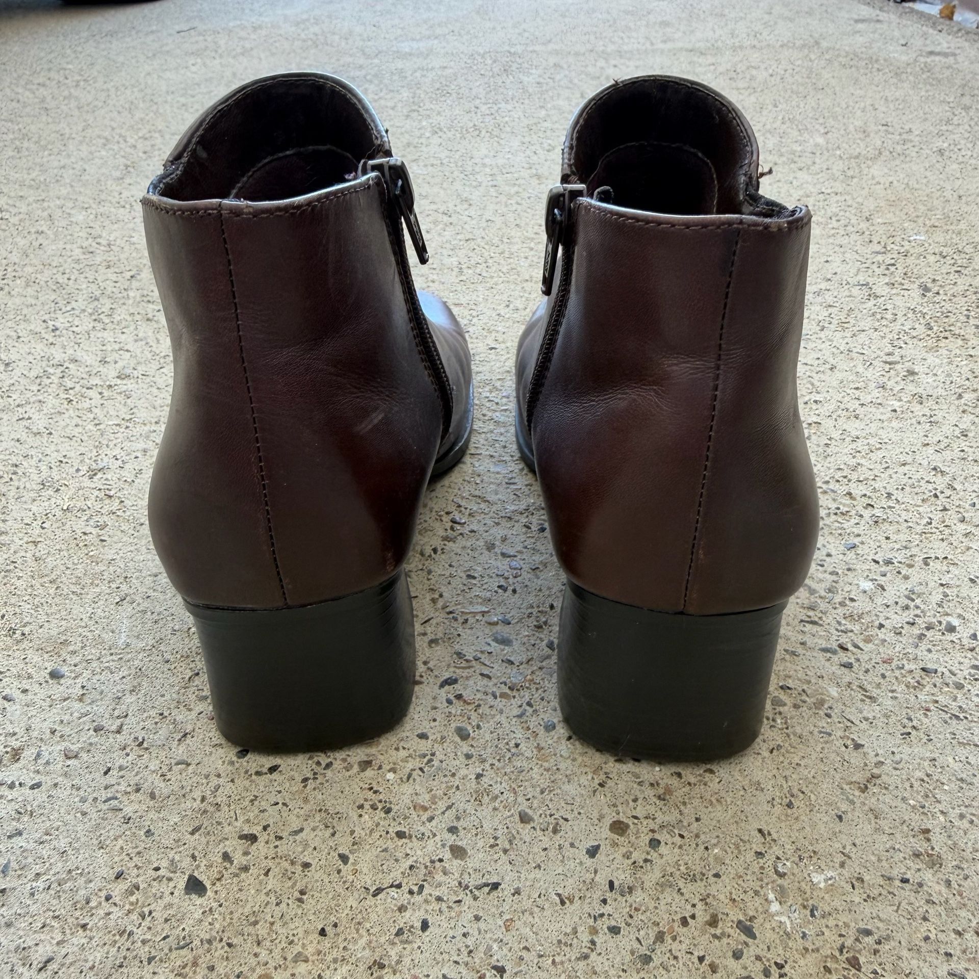 Y2K Vintage Bass Nadine Ankle Boots Women 6.5M Brown Leather Square Toe Bootie 5