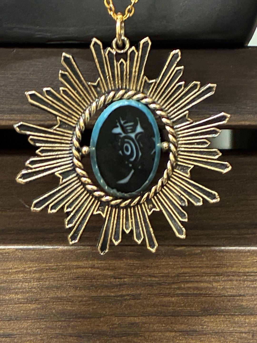 Upcycled Swank Vintage 1930s Art Deco Sunburst Pendant Necklace Gold Tone 6
