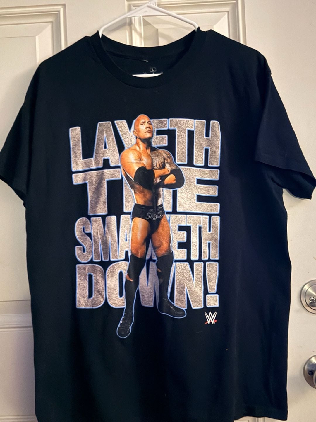 WWE The Rock Layeth The Smaketh Down T-Shirt Size L Black Graphic Tee 2