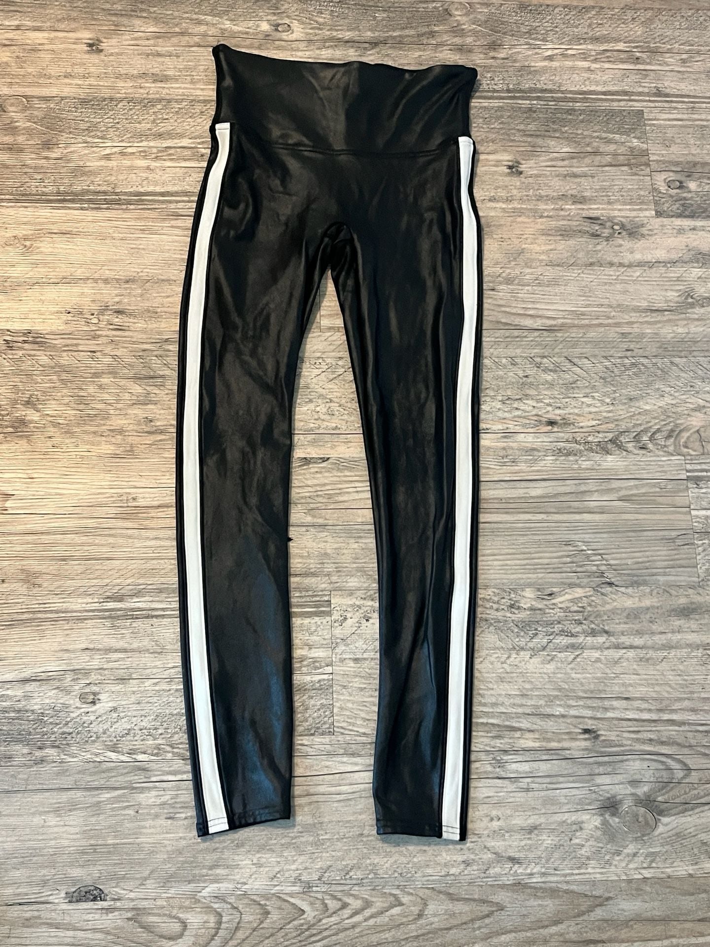 SPANX Faux Leather Leggings Size M/M Black White Stripe 1