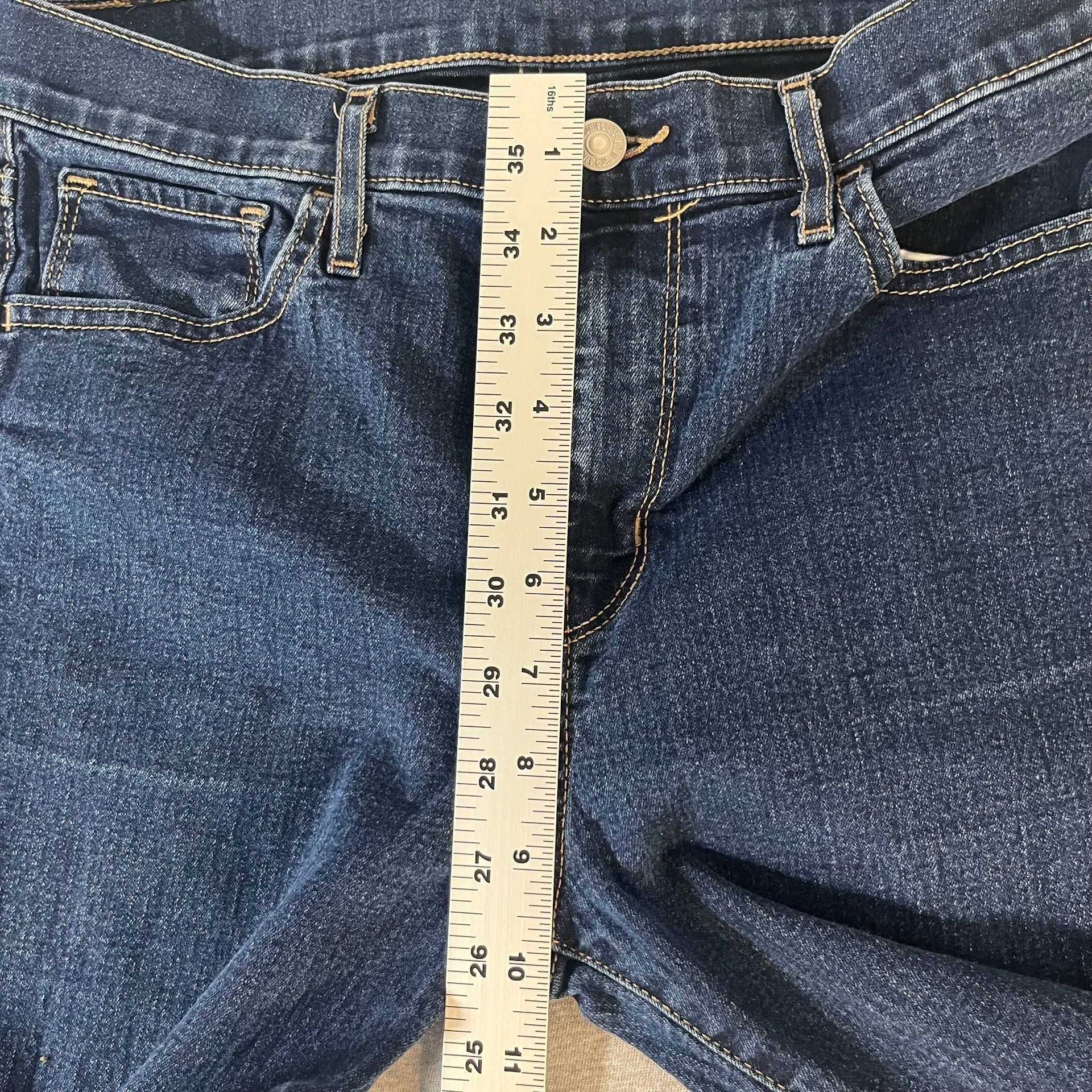 Levi's Dark Wash Skinny Denim Blue Jeans Women’s 28x32(30) 5