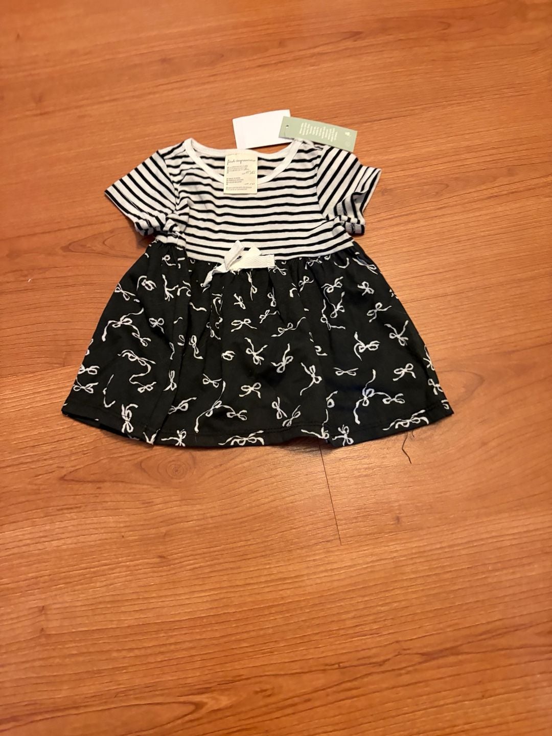 First Impressions Dress Size 3-6MO Black White Striped Bow Dress 3