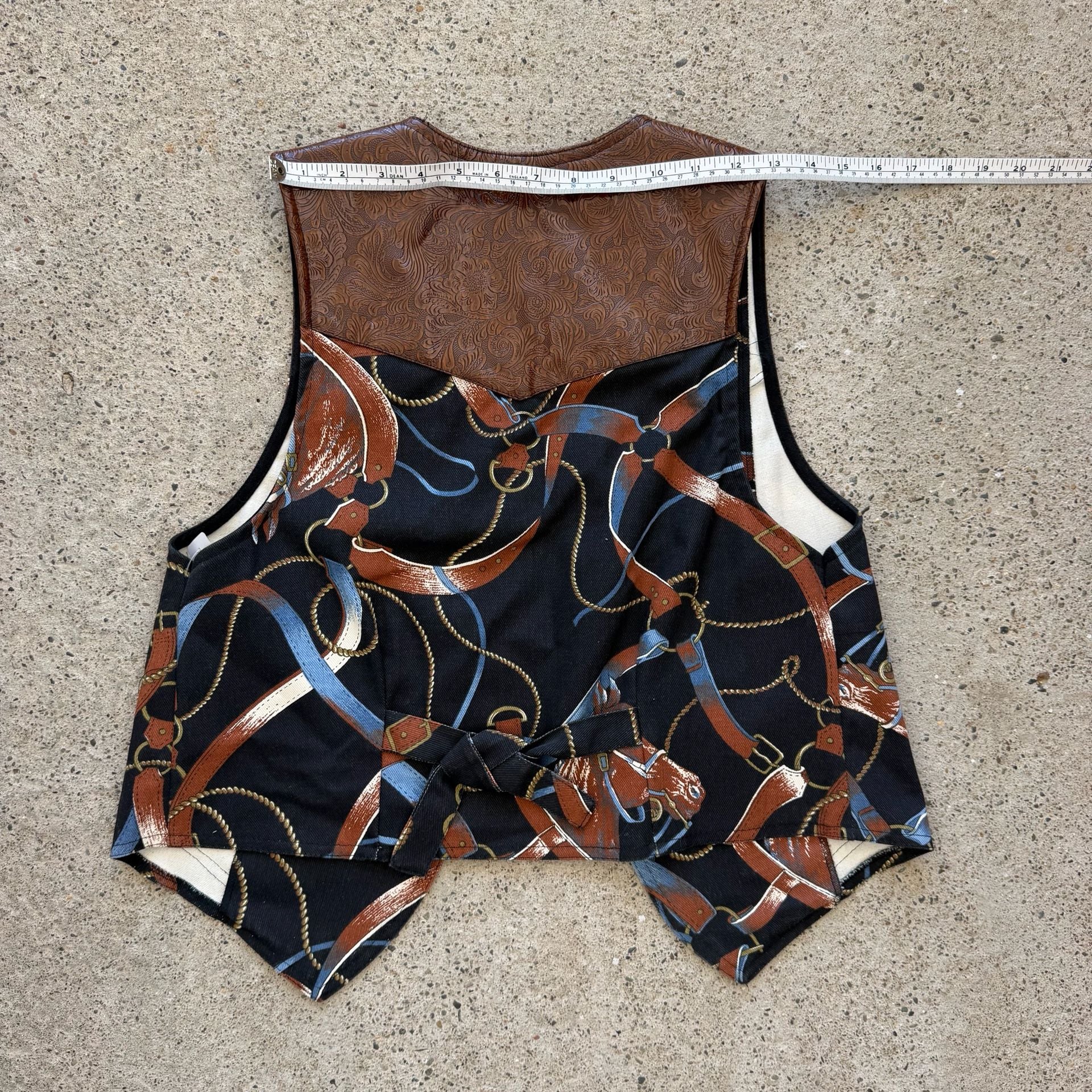 Circle T by Marilyn Lenox Western Rodeo Cowboy Vest Print Medium 6
