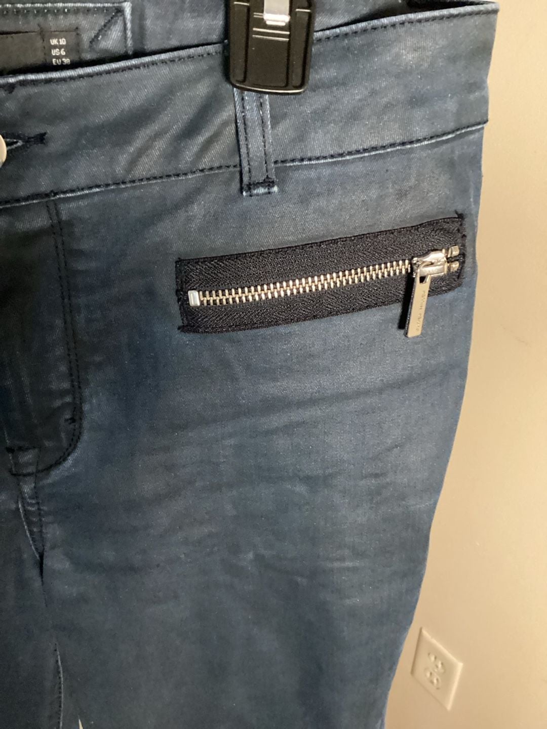 Karen Millen Coated Jeans Size US 6 UK 10 Blue Moto Zip Knee Patches 4