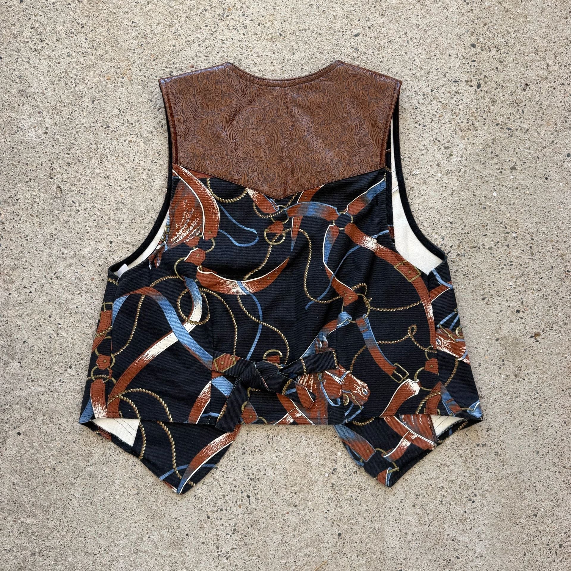 Circle T by Marilyn Lenox Western Rodeo Cowboy Vest Print Medium 3
