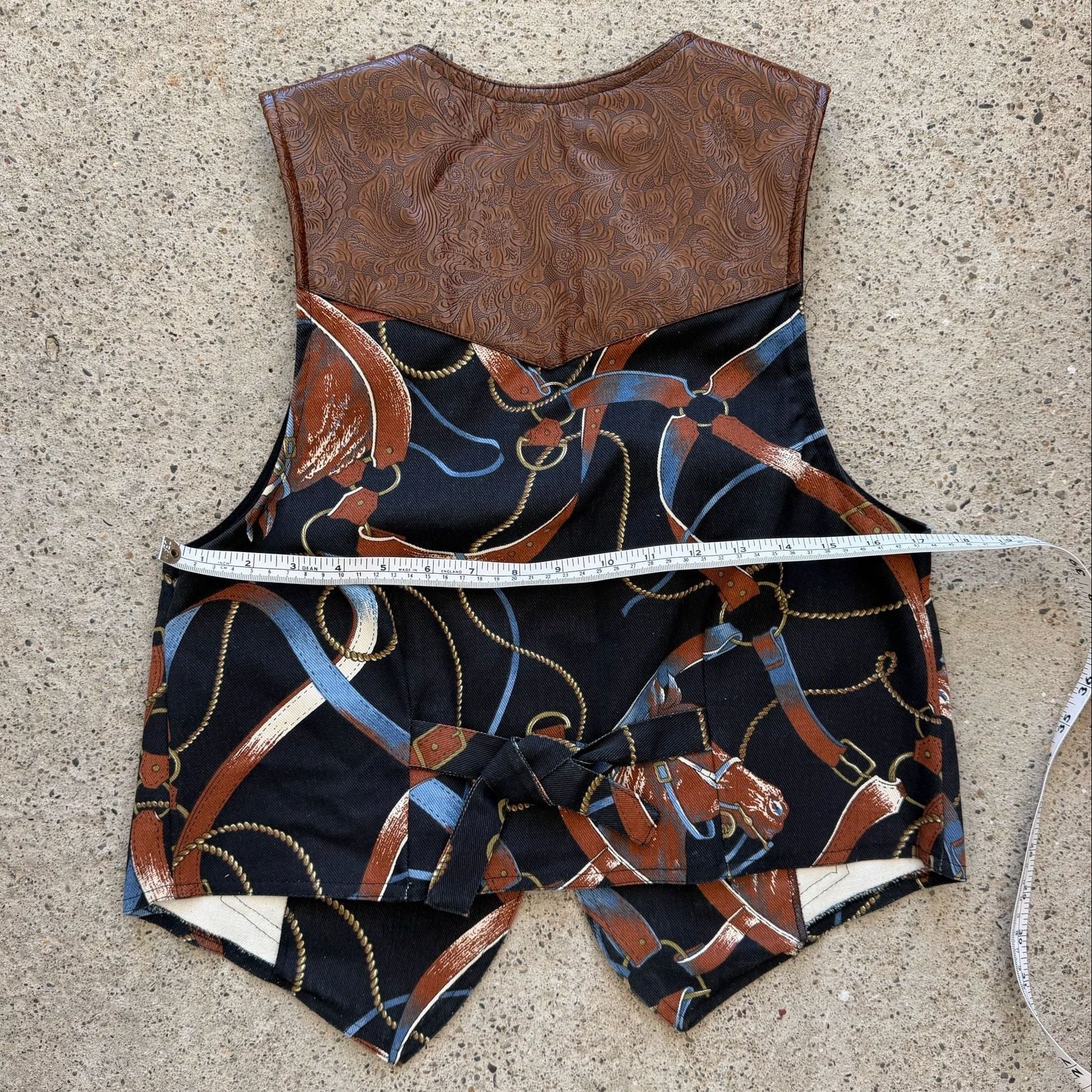 Circle T by Marilyn Lenox Western Rodeo Cowboy Vest Print Medium 8