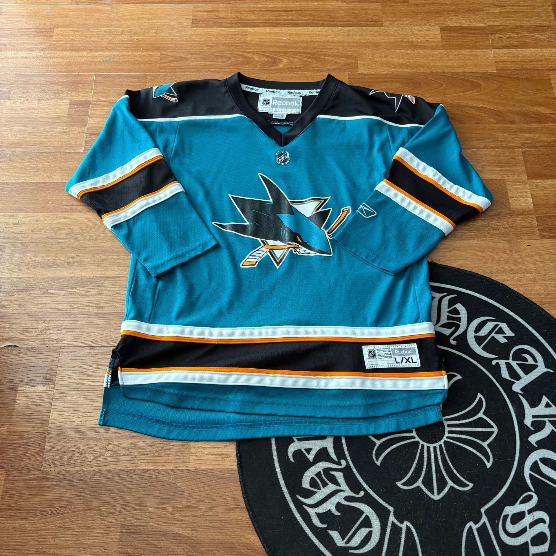 Reebok San Jose Sharks Hockey Jersey Youth L/XL 2