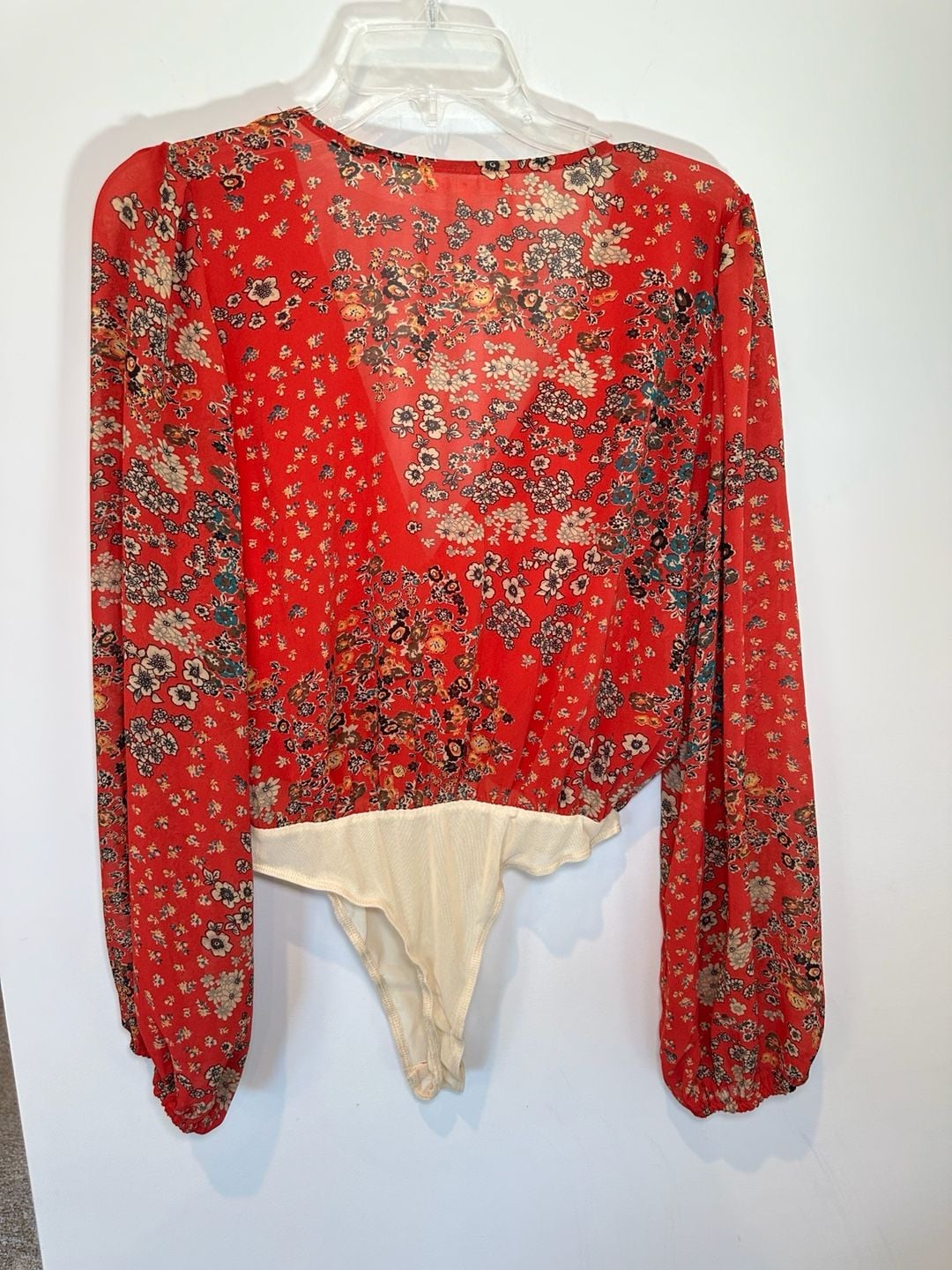 Bae Vely Floral Bodysuit Size M Red Long Sleeve Wrap V-Neck 5
