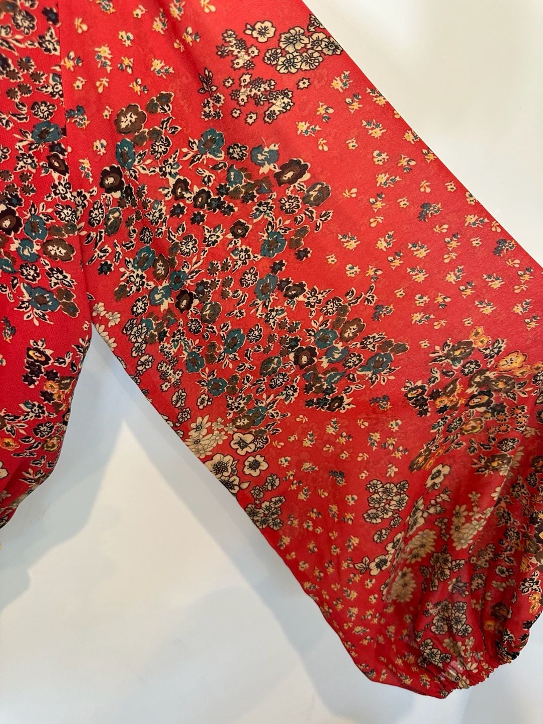 Bae Vely Floral Bodysuit Size M Red Long Sleeve Wrap V-Neck 6