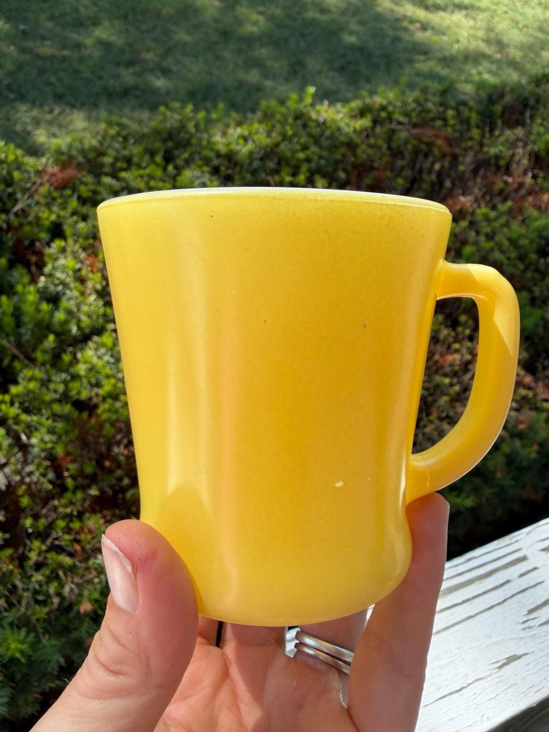 Anchor Hocking Fire King Yellow Milk Glass Coffee Mug 5