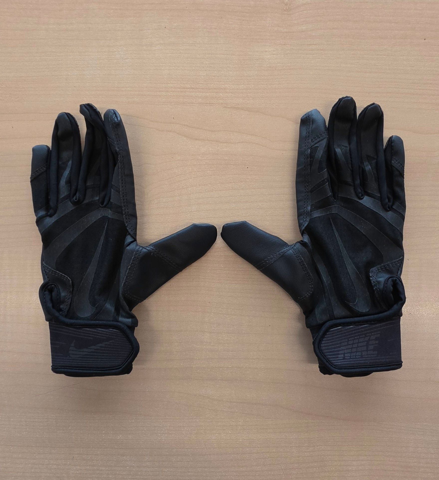 Nike Batting Gloves Size Youth Small Black Football Baseball 1
