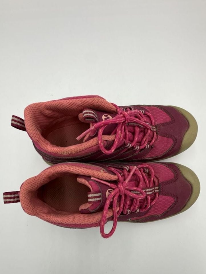Merrell Hiking Boots Pink Waterproof Kids Shoes
Size 2M
#897 7