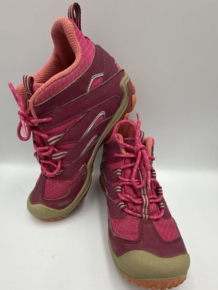 Merrell Hiking Boots Pink Waterproof Kids Shoes
Size 2M
#897 9