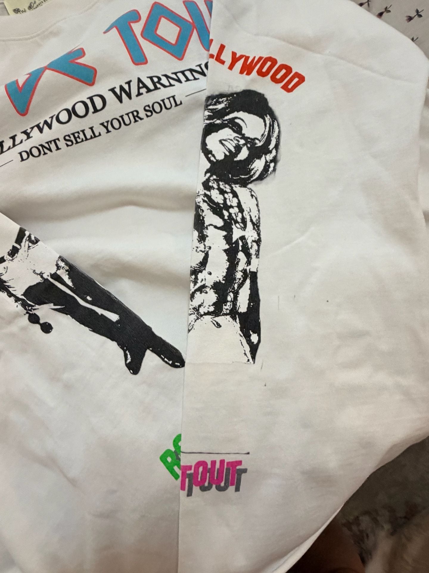 Roi De Tout Hollywood Warning Long Sleeve Graphic Tee White 4