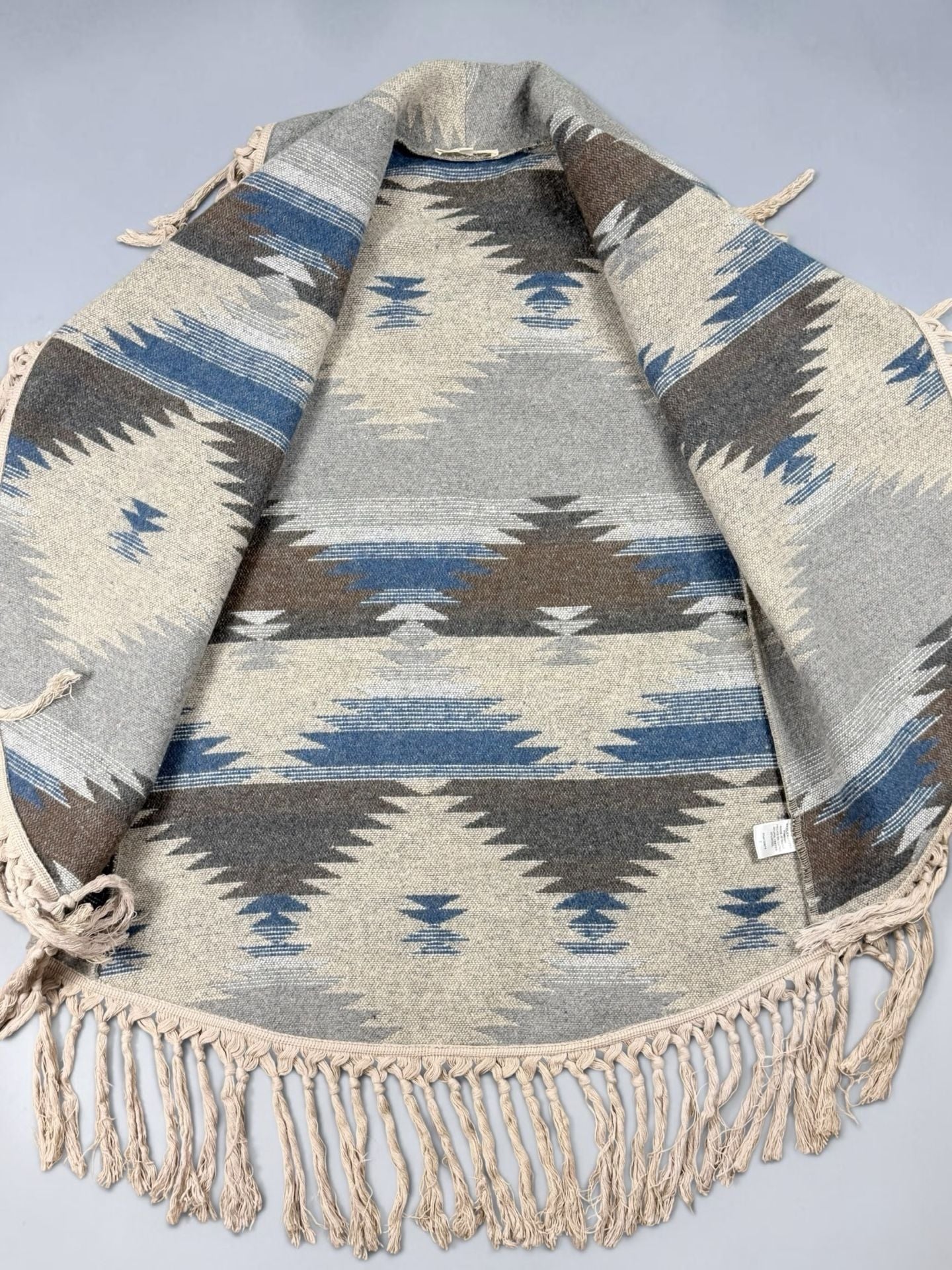 Women’s Entro wool blend Aztec Fringe Open Front Vest Size S 6