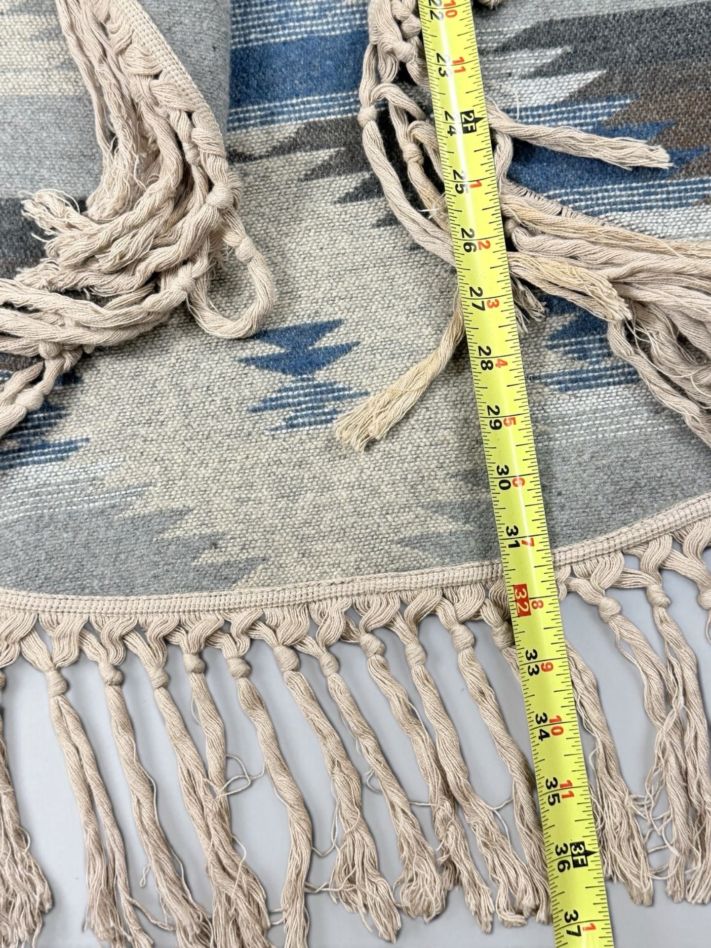 Women’s Entro wool blend Aztec Fringe Open Front Vest Size S 8