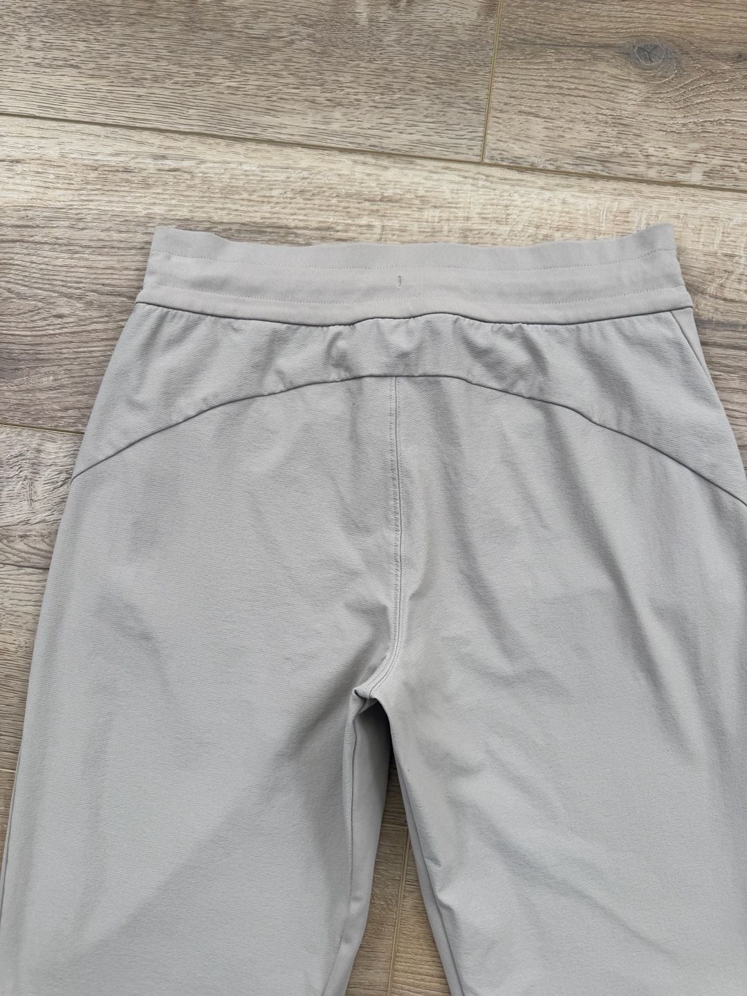 Athleta Headlands Hybrid Trek Jogger Pants Gray Zip Pockets Size 6 9