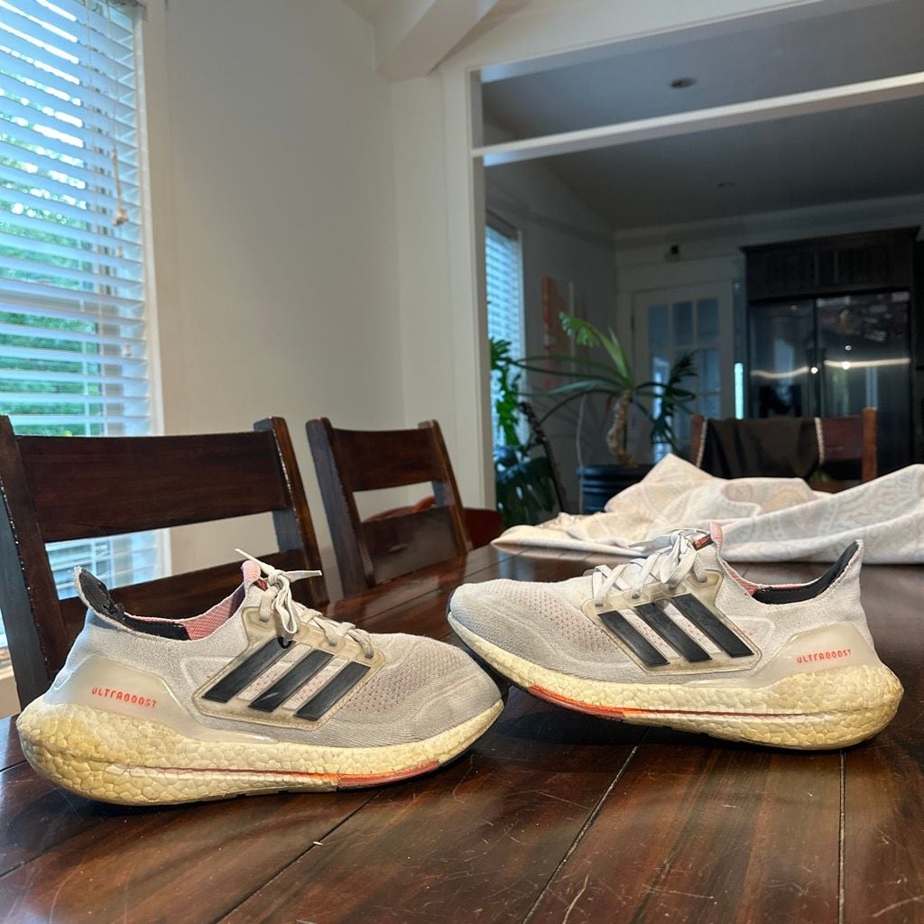 Adidas Ultraboost 21 Running Shoes Size 10 3