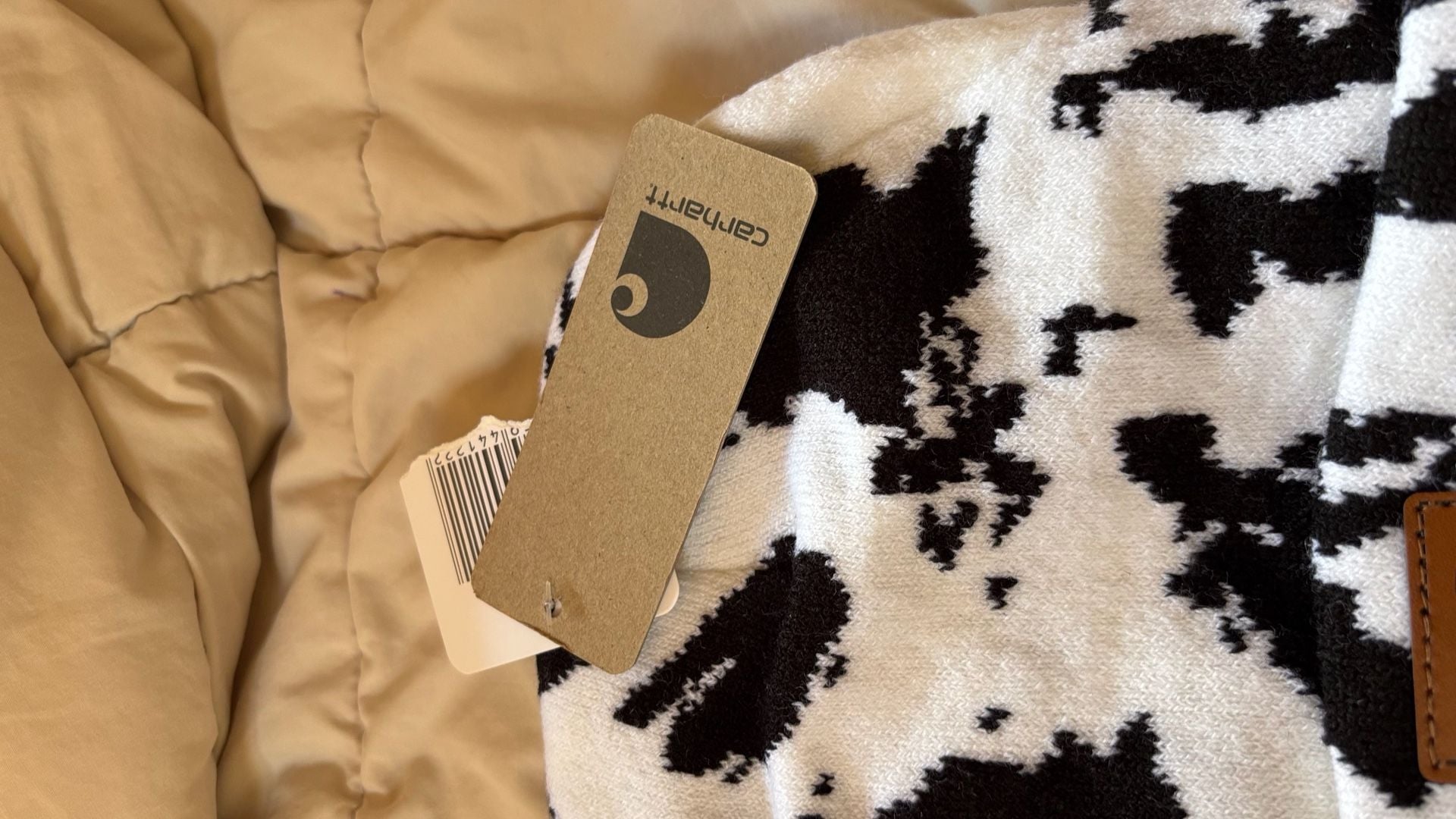 Carhartt Cow Print Beanie Hat Black White New With Tags 3