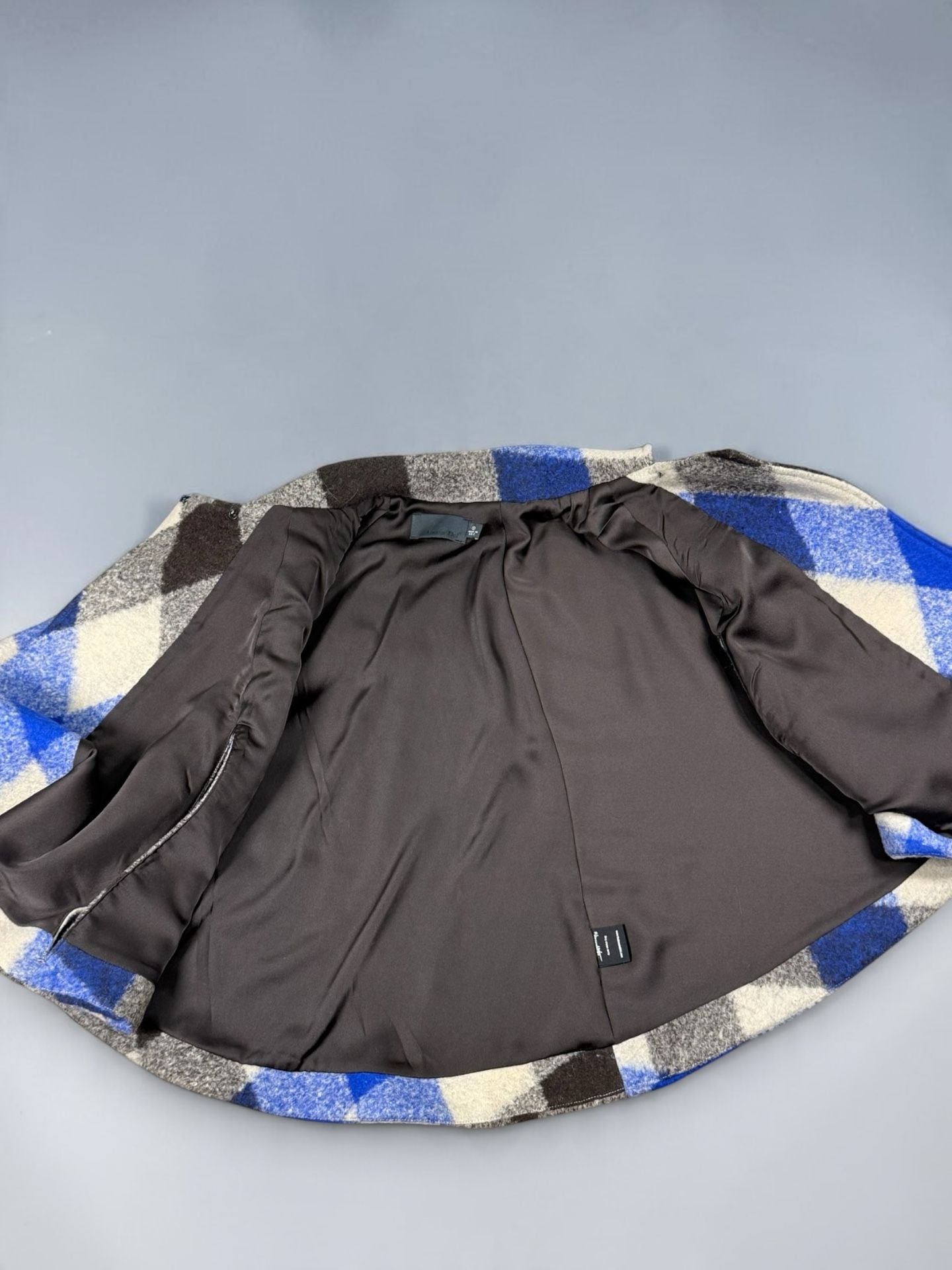 Product thumbnail 6