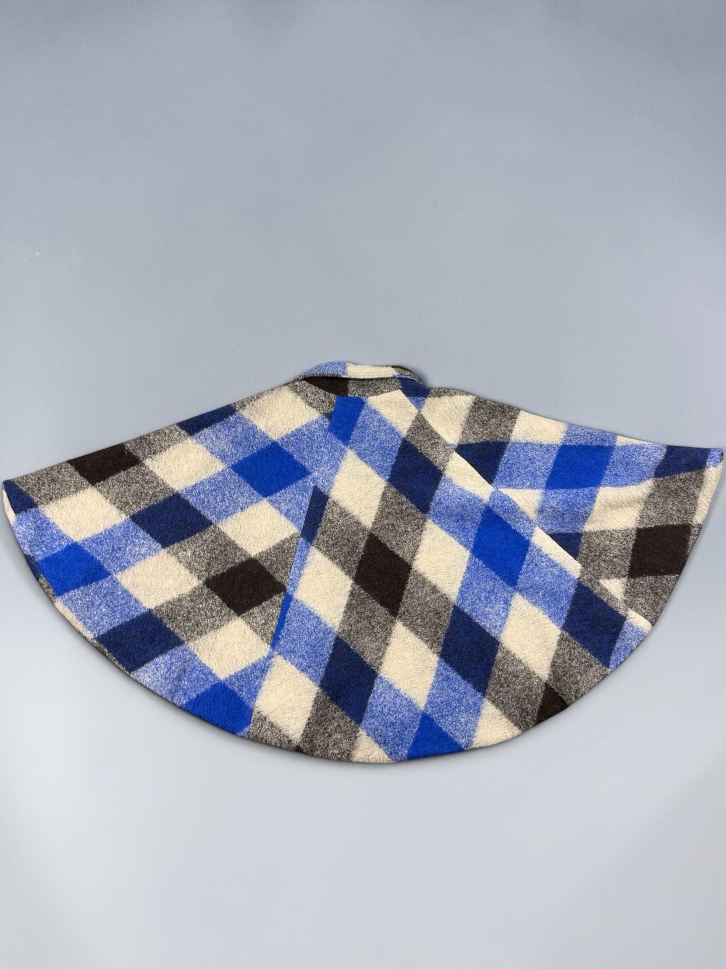 Women’s Line & Dot Plaid Cape Size S Blue Black White Collared Poncho Jacket 9