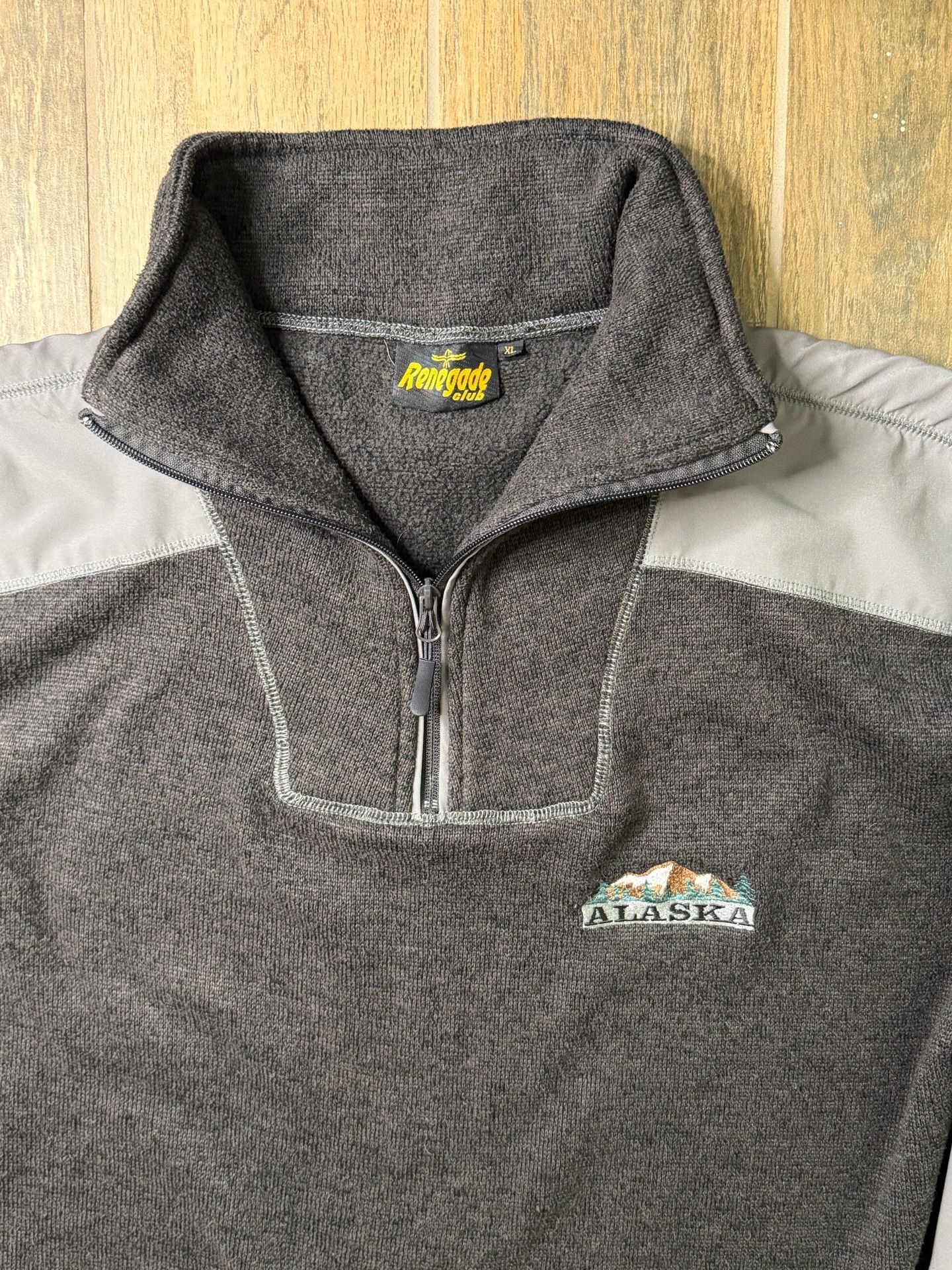 Renegade Club Alaska 1/4 Zip Sweater Size XL Charcoal Gray 2