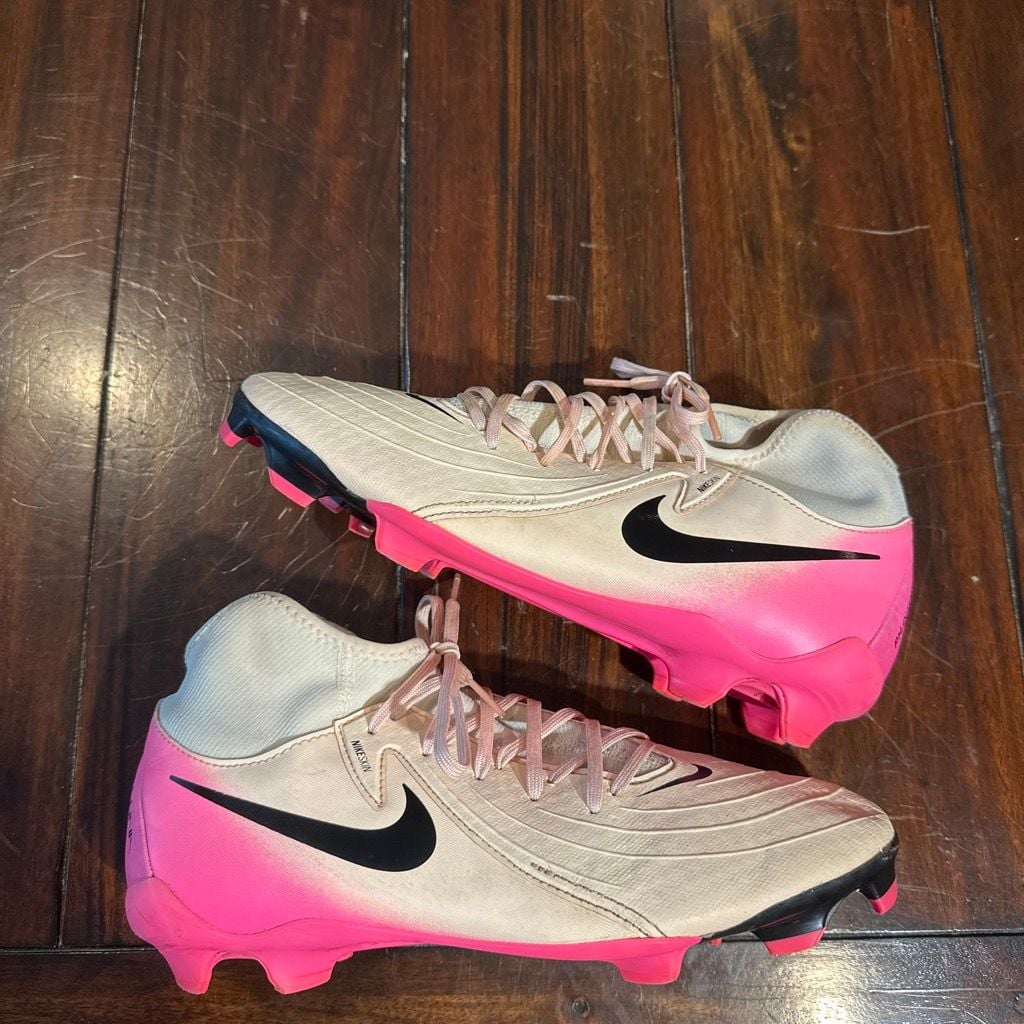 Nike Phantom Luna II Pink White Cream Cleats Size 8 2