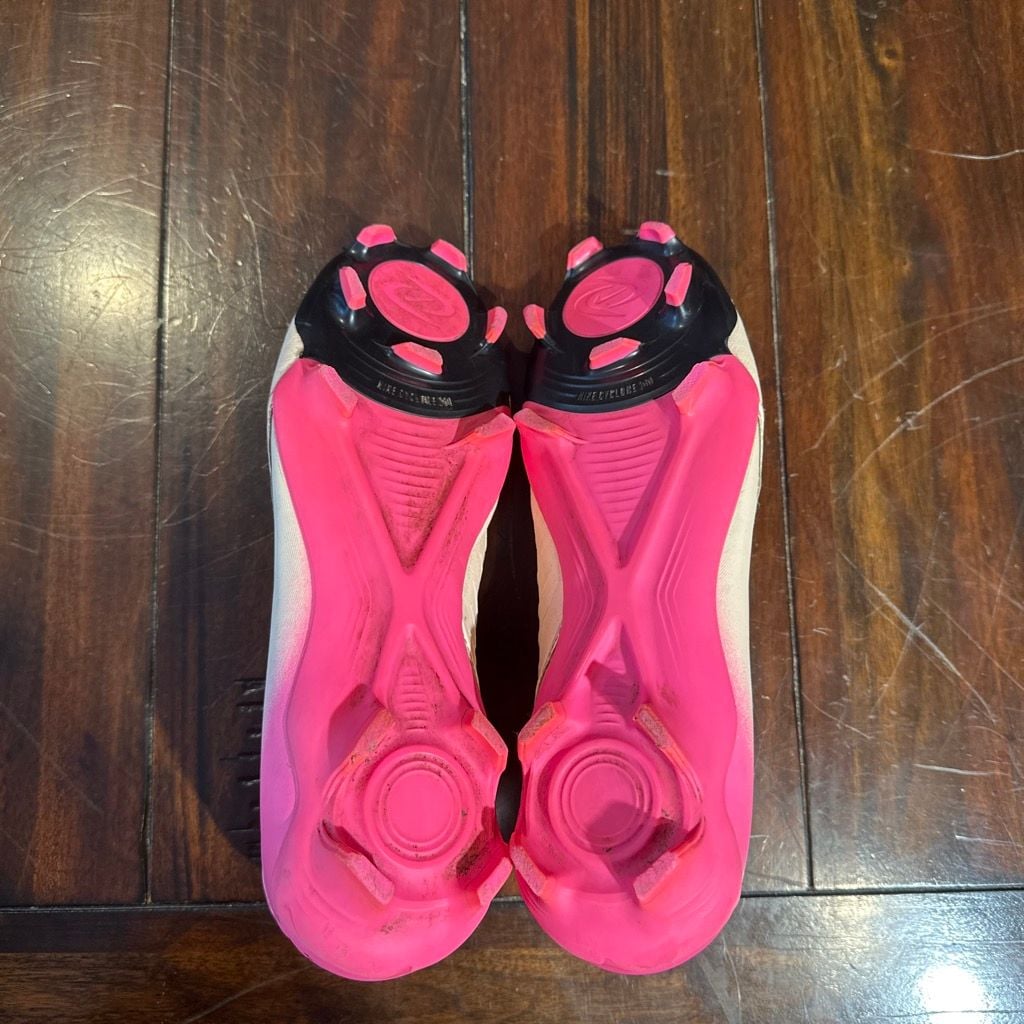 Nike Phantom Luna II Pink White Cream Cleats Size 8 7