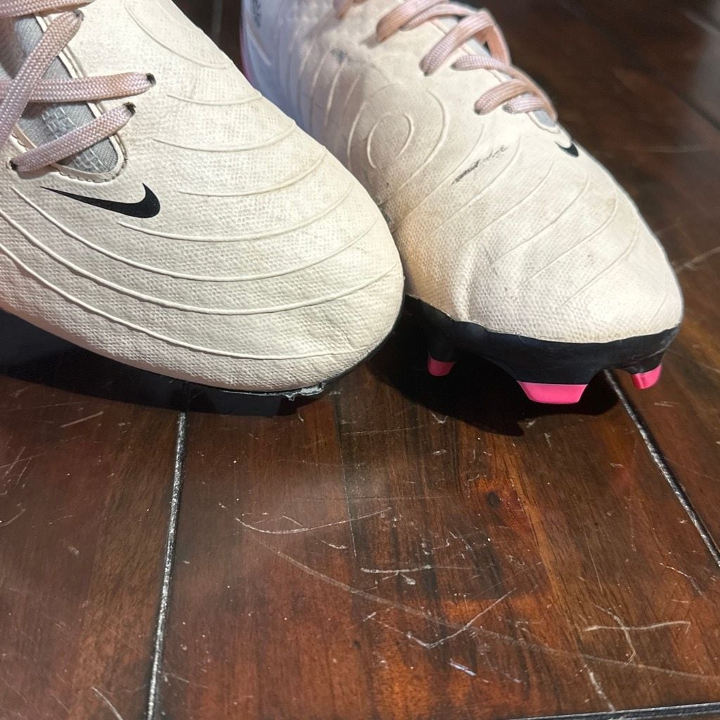 Nike Phantom Luna II Pink White Cream Cleats Size 8 9
