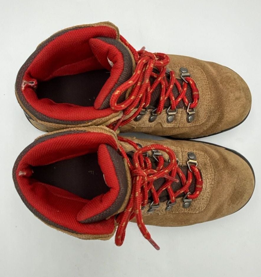 Columbia Hiking Boots Brown Red Waterproof
Size 7
#900 7