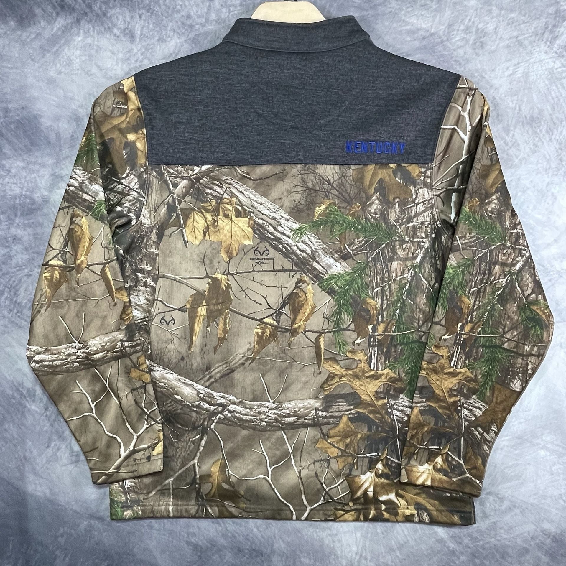 Kentucky Wildcats Colosseum Real Tree Camo 1/4 Zip Pullover Size M 7
