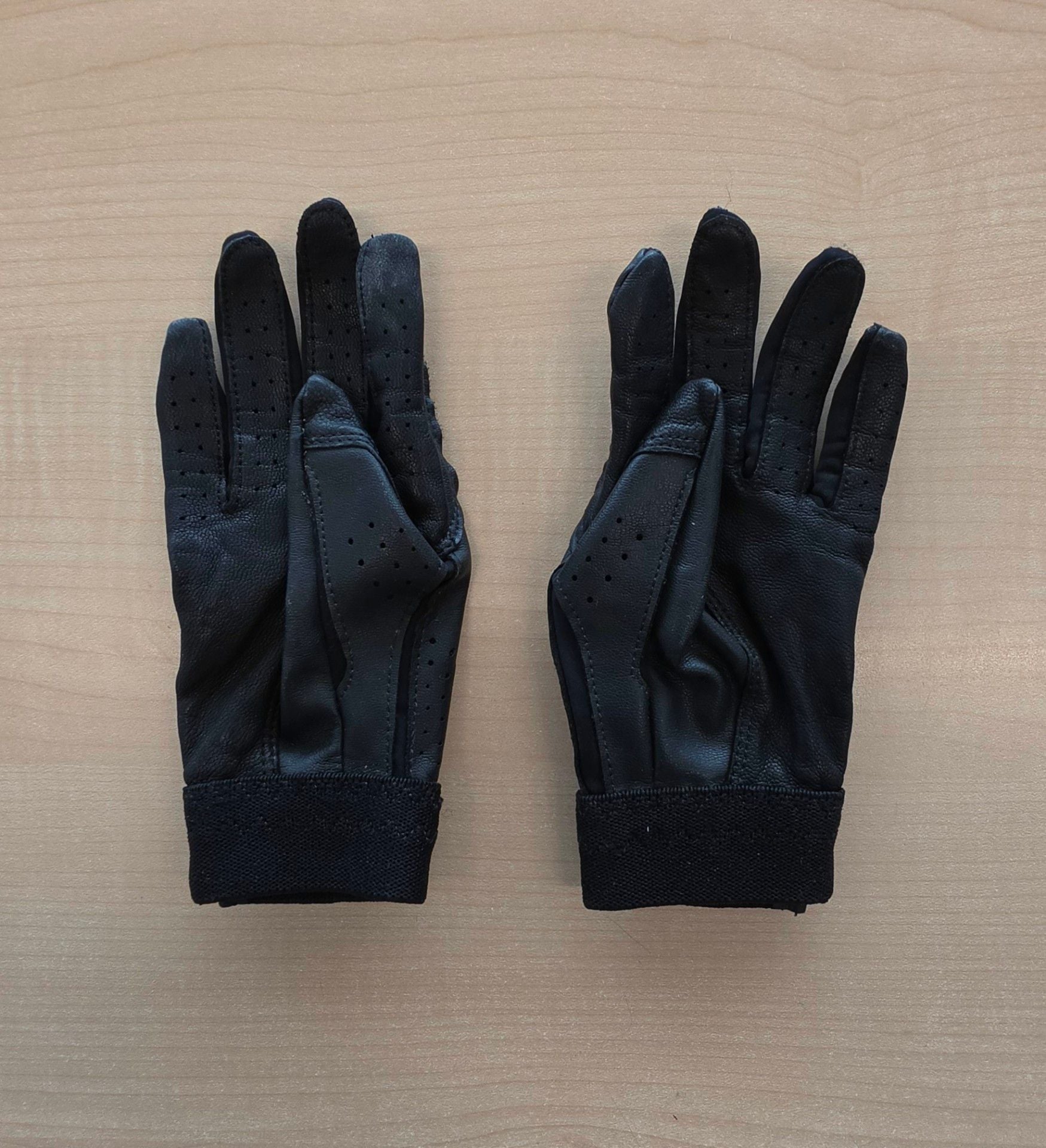 Under Armour Batting Gloves Size Youth Small Black 542 2