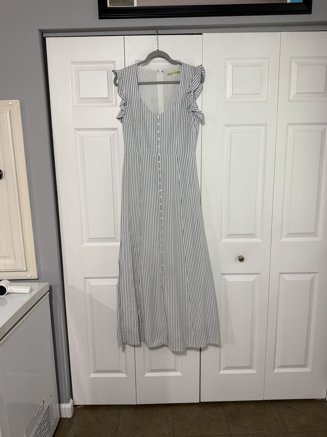 Gianni Bini Striped Ruffle Midi Dress Size 6 Blue White 2