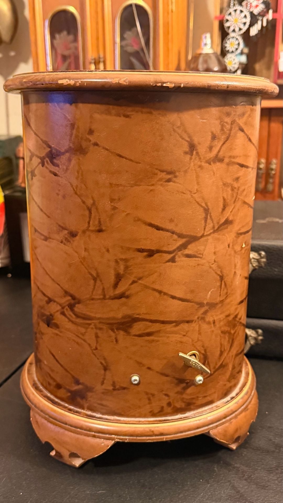 Vintage Wooden Musical Jewelry Box 2