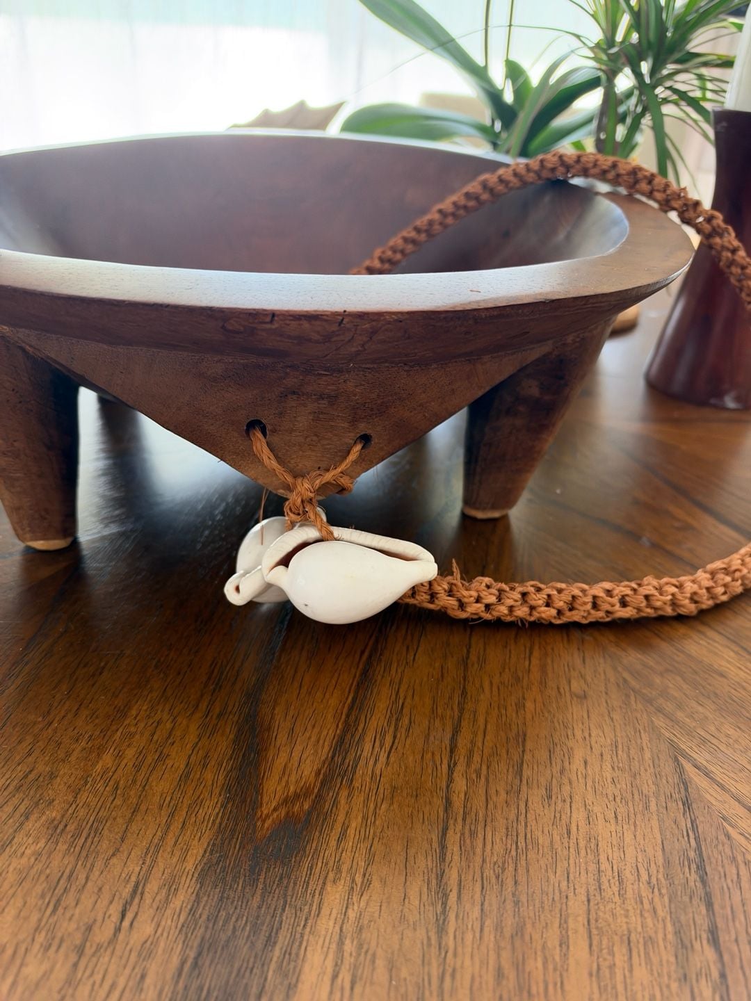 Vintage-Style Fijian Tanoa Kava Bowl – Hand-Carved Wood, Cowrie Shells – 16” 3