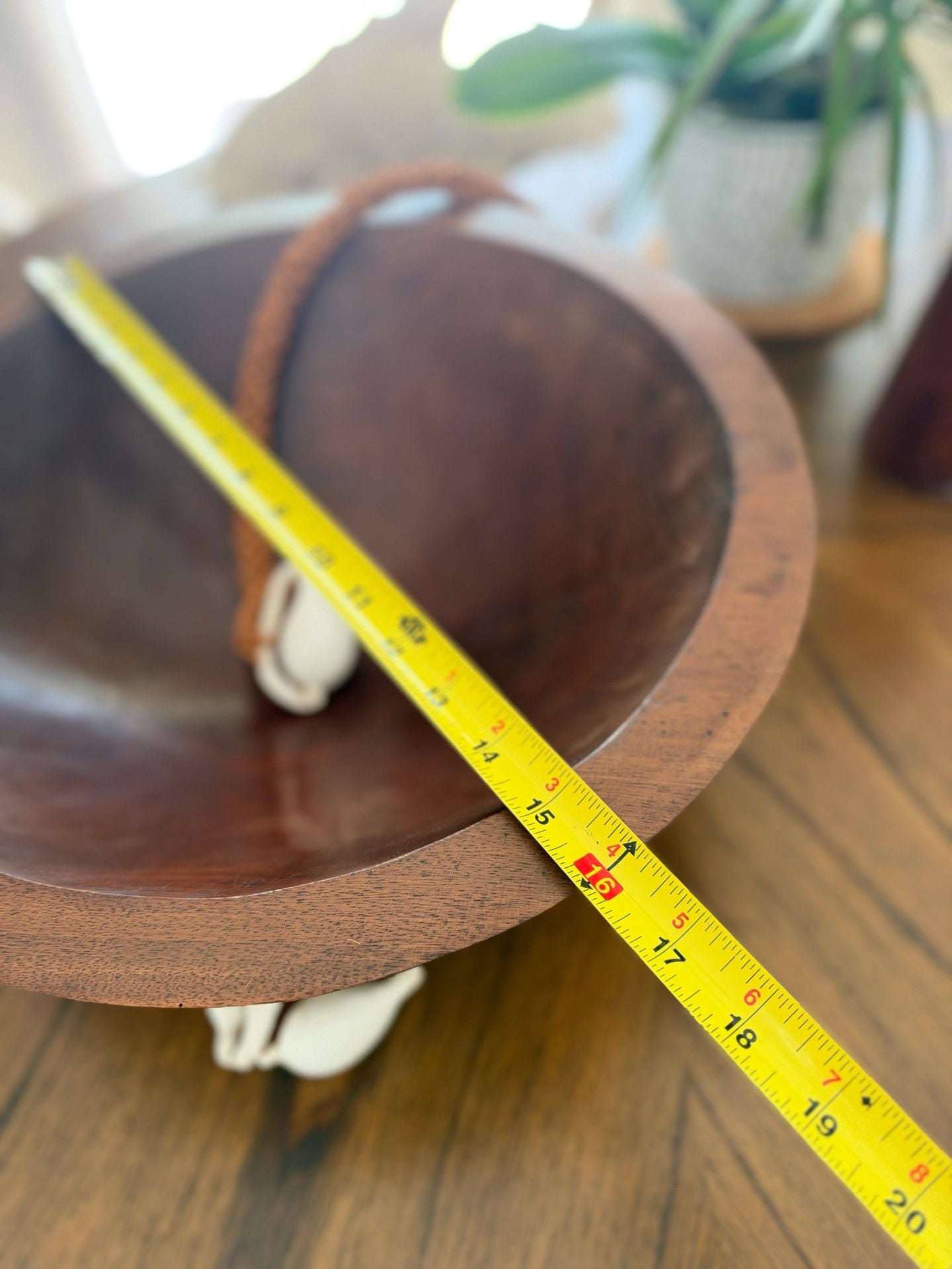 Vintage-Style Fijian Tanoa Kava Bowl – Hand-Carved Wood, Cowrie Shells – 16” 5