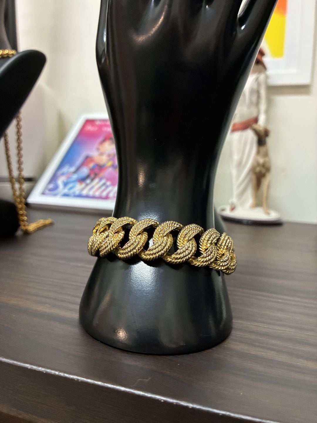 Vintage 1980s Textured Gold Tone Chunky Curb Link Statement Bracelet 2