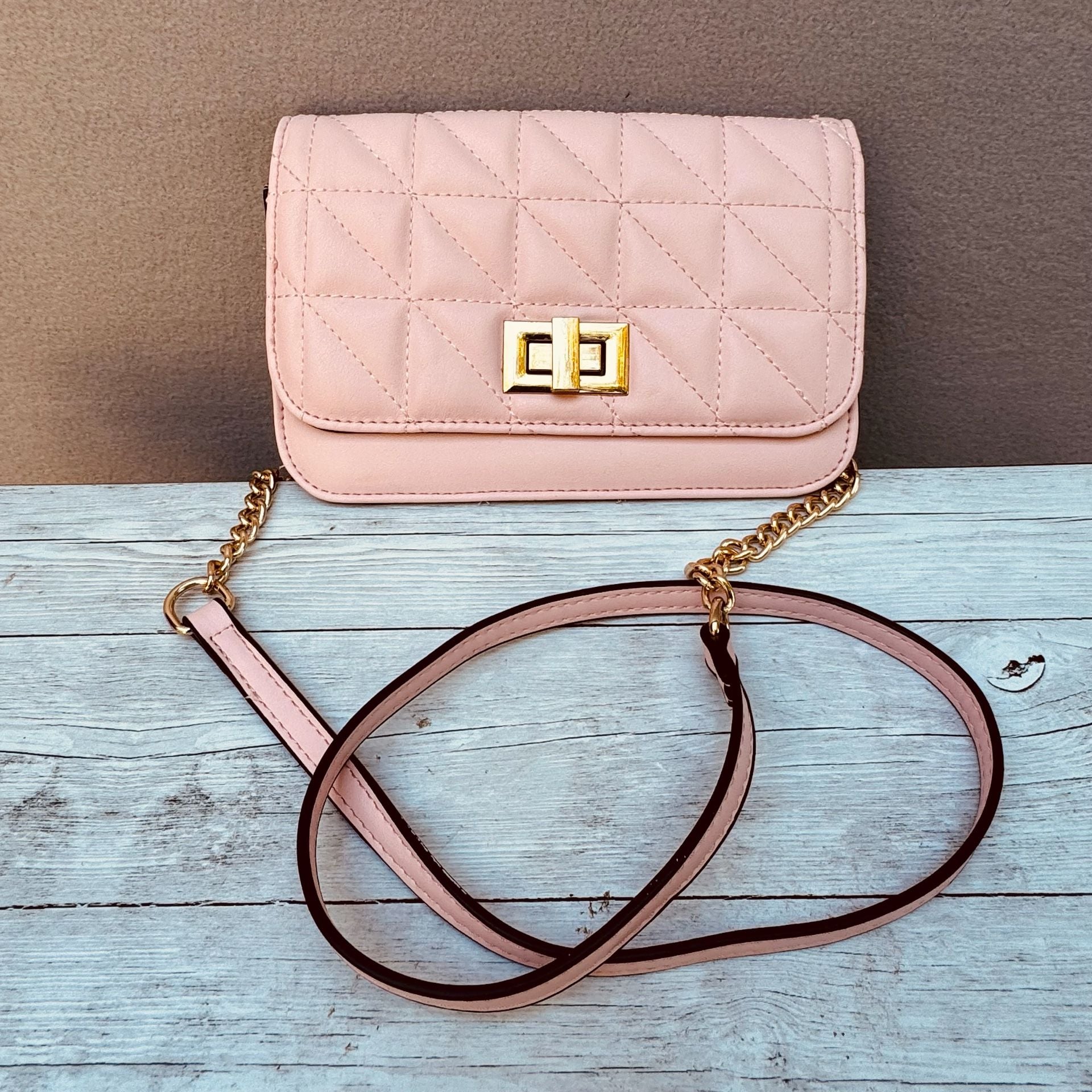 Aldo Pink Quilted Crossbody Bag Gold Hardware 7