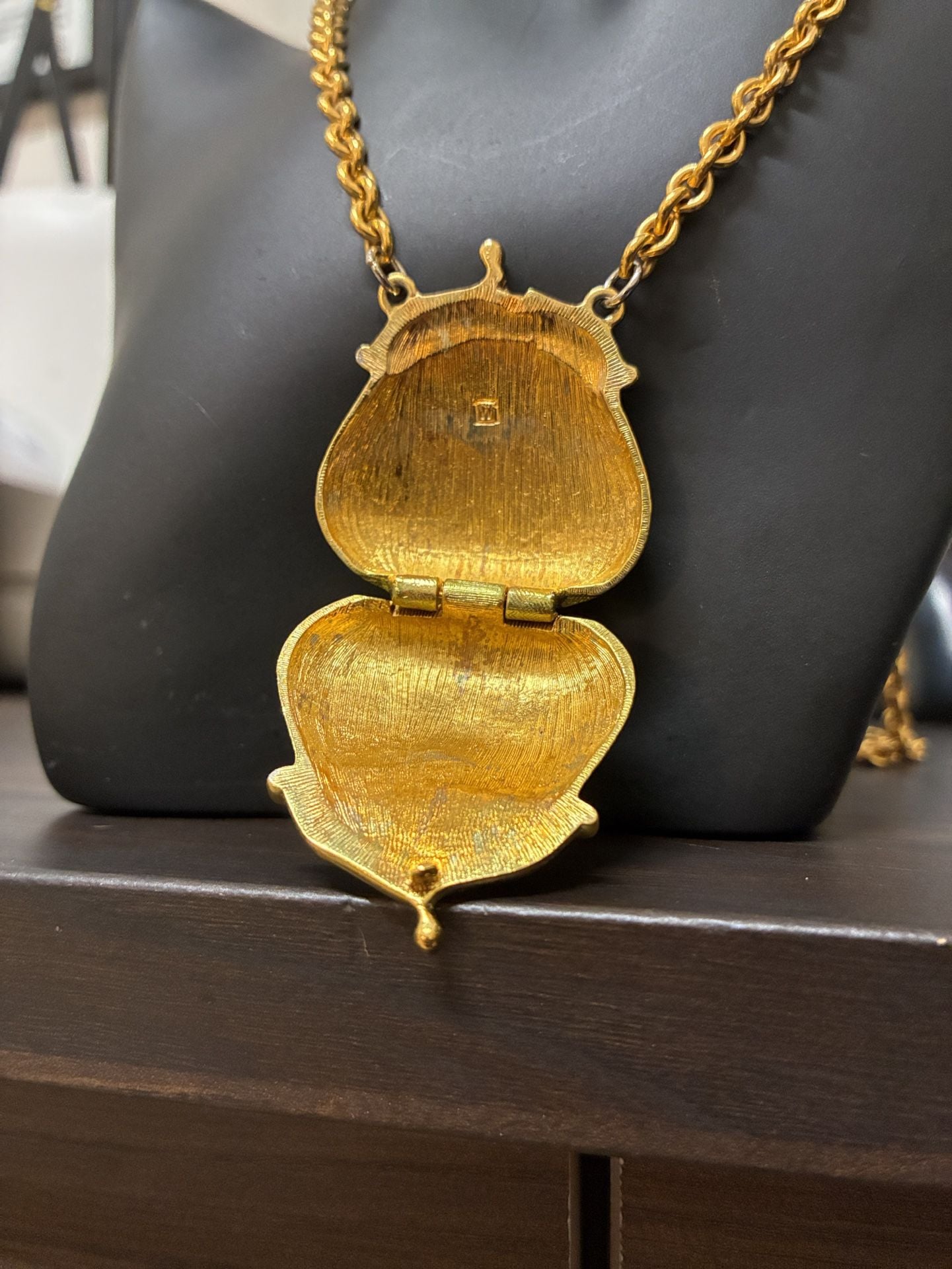 Vintage Whiting & Davis Gold Tone Rhinestone Purse Locket Necklace 3