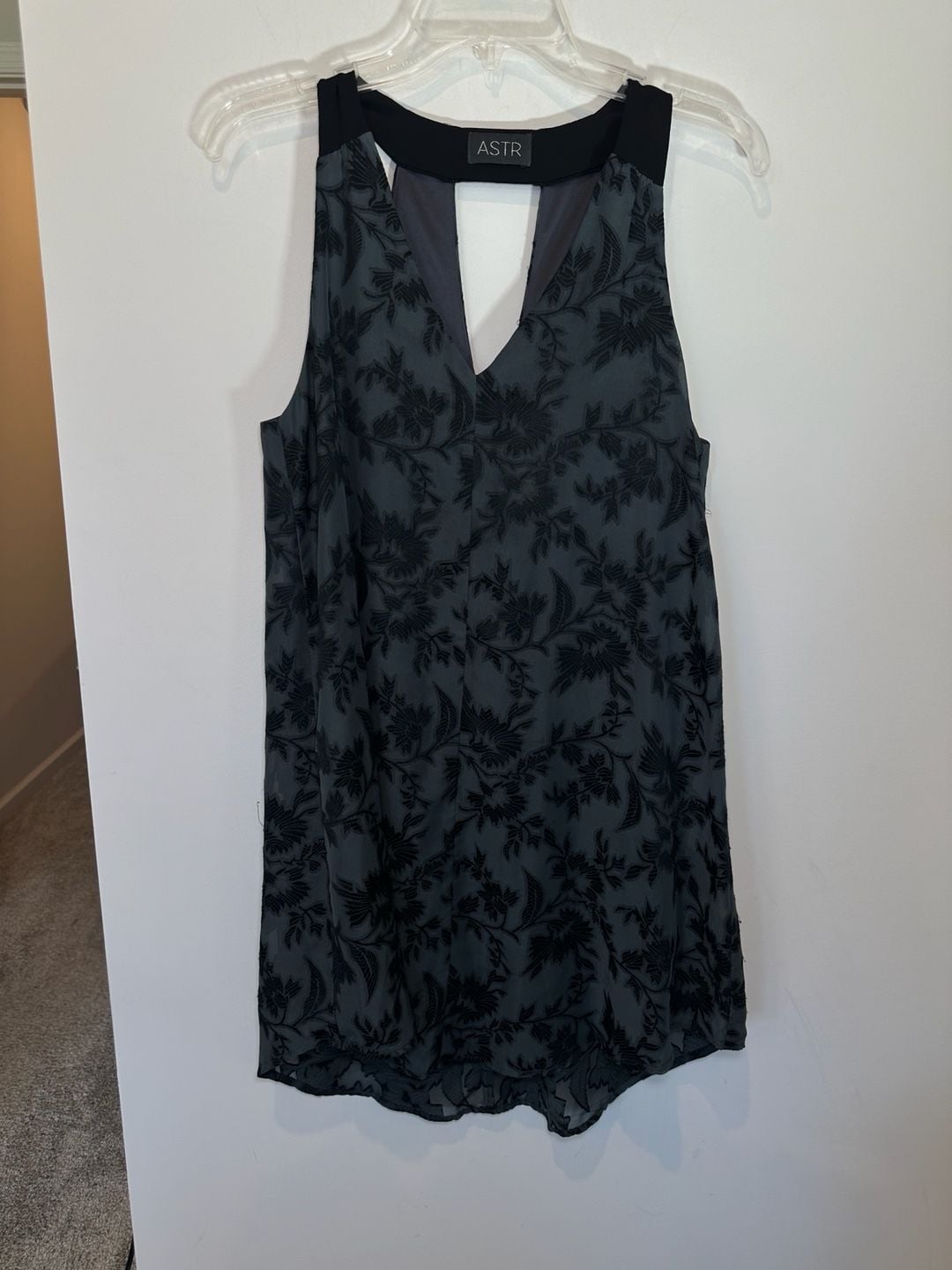 ASTR Gray And Black Floral Velvet Dress  7