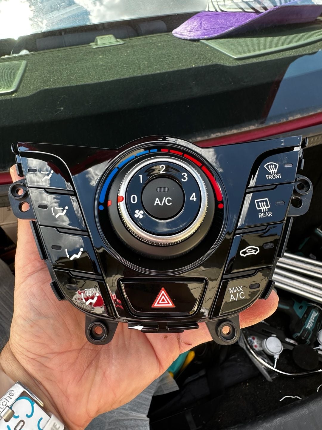 2012-17 Hyundai Veloster HVAC Heater Temperature Climate Control ..., 1