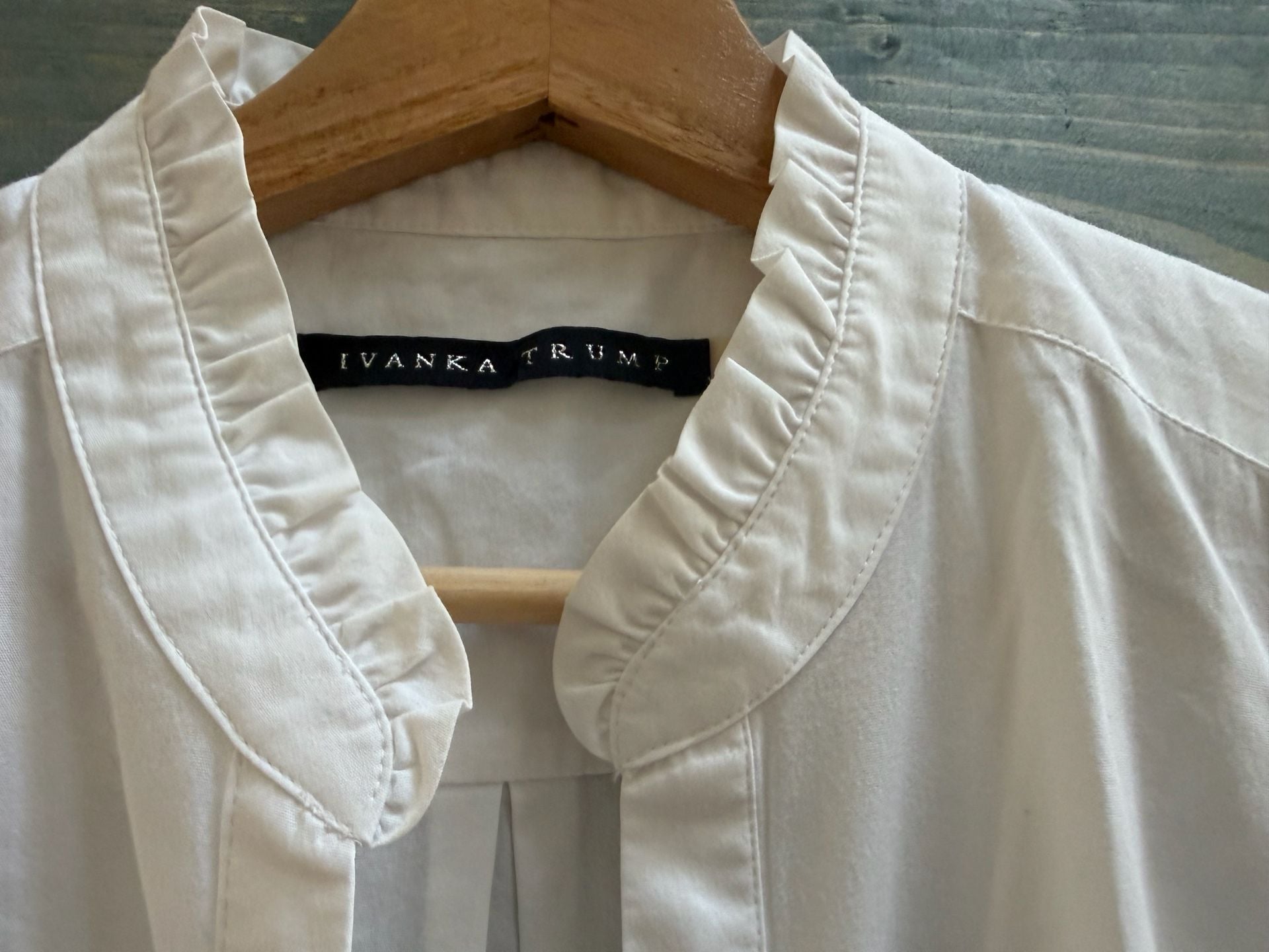 Ivanka Trump Button Down Shirt Size L White 4