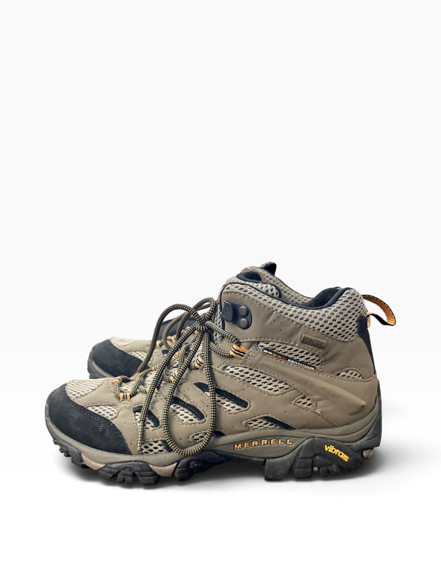 Merrell Men’s Moab Ventilator Hiking Boots 3