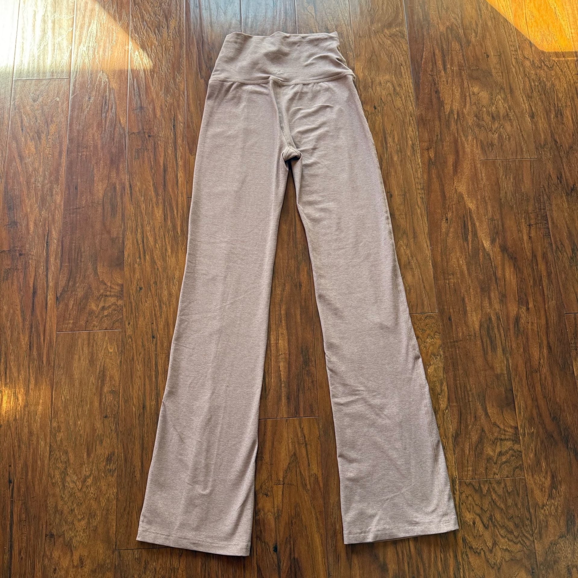 Beyond Yoga Spacedye Make The Cut Split Ankle Flare Pants Heather Oatmeal Small 3