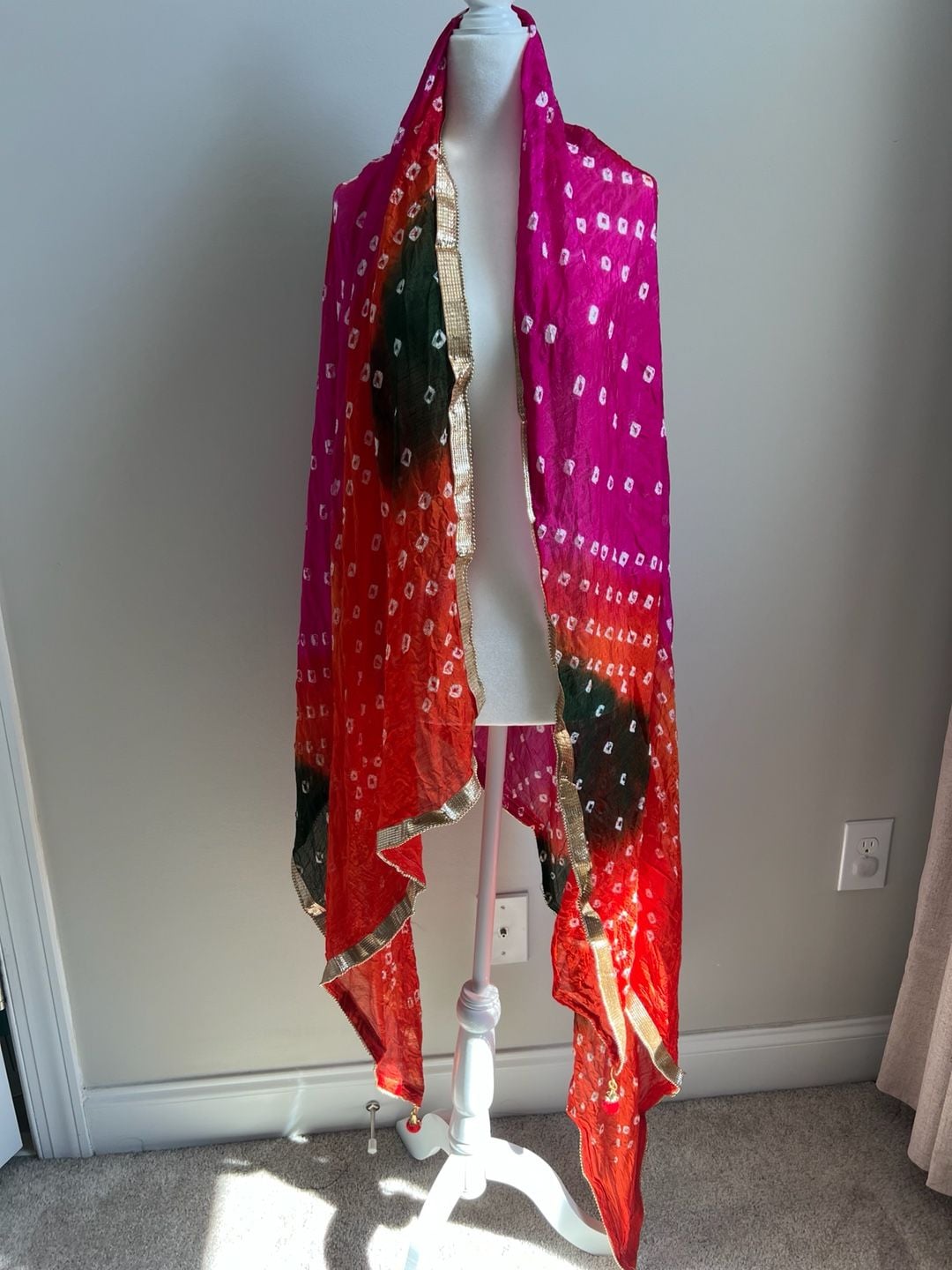 Bandhani Tie Dye Silk Dupatta Scarf Multicolored Gold Trim Tassels 3