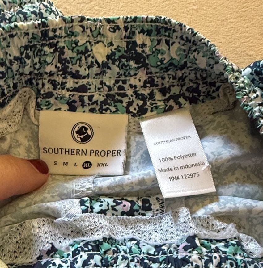 Southern Proper Swim Trunks Size XL Green Floral Board Shorts. No liner. 3