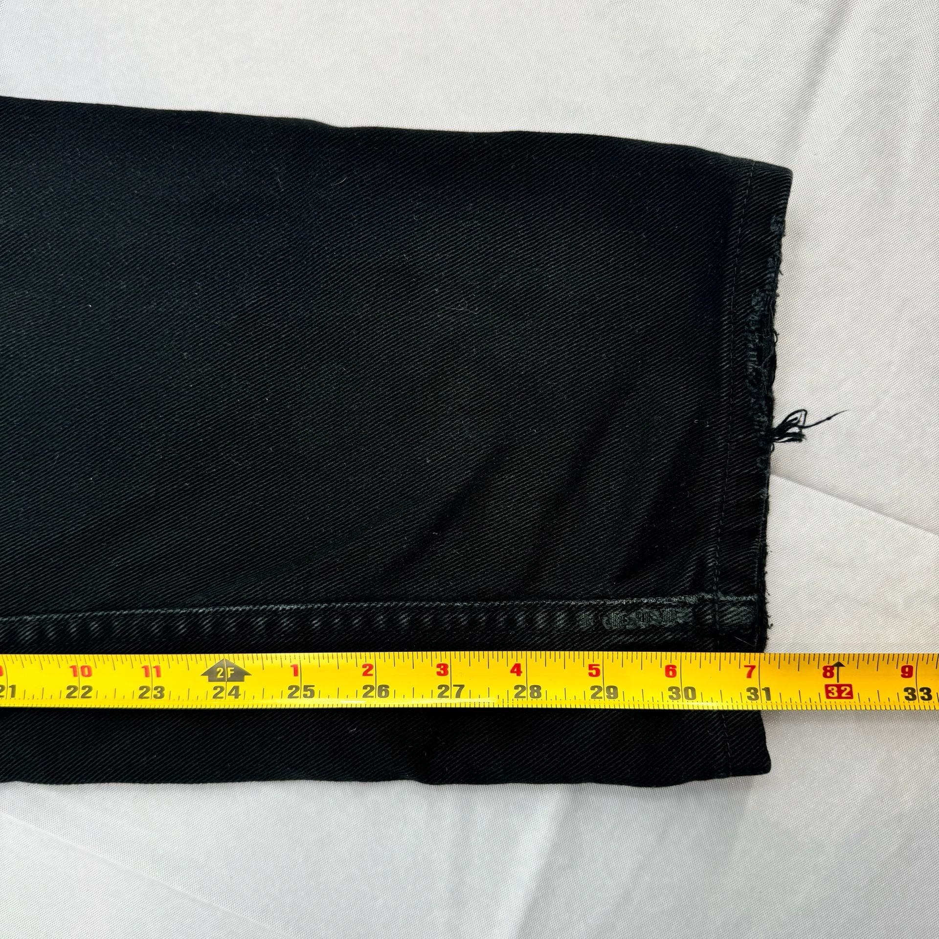 Eddie Bauer Relaxed Fit Jeans 36x32 Black Denim Painter Style Distressed 7