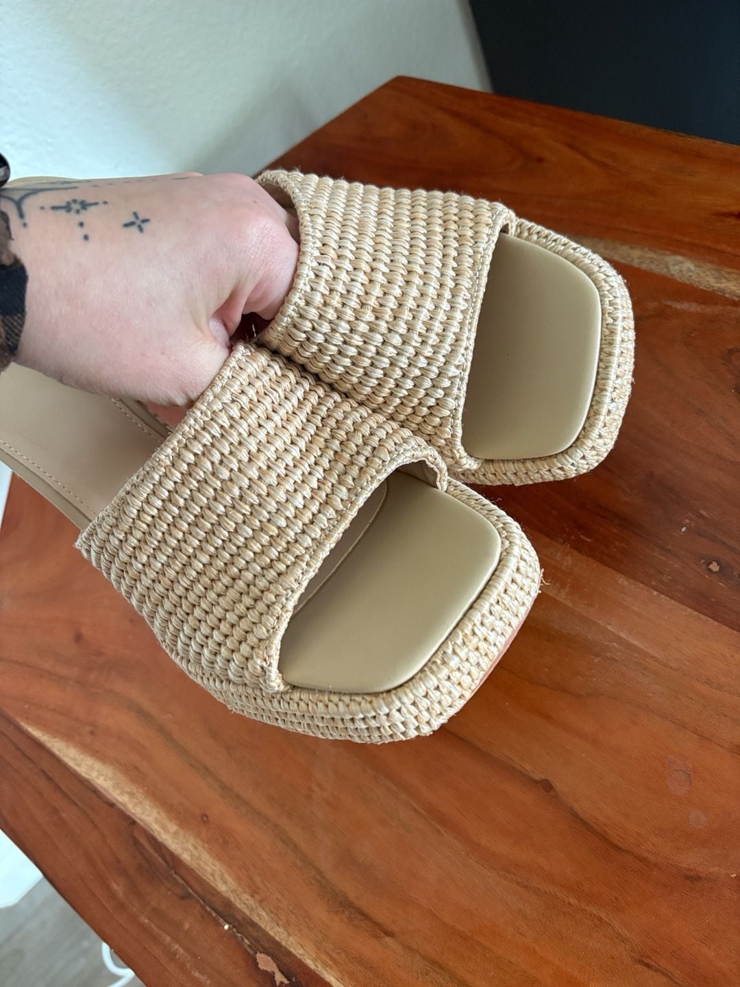 Woven Rattan Square Toe Block Heel Sandals Size 8 Beige 9