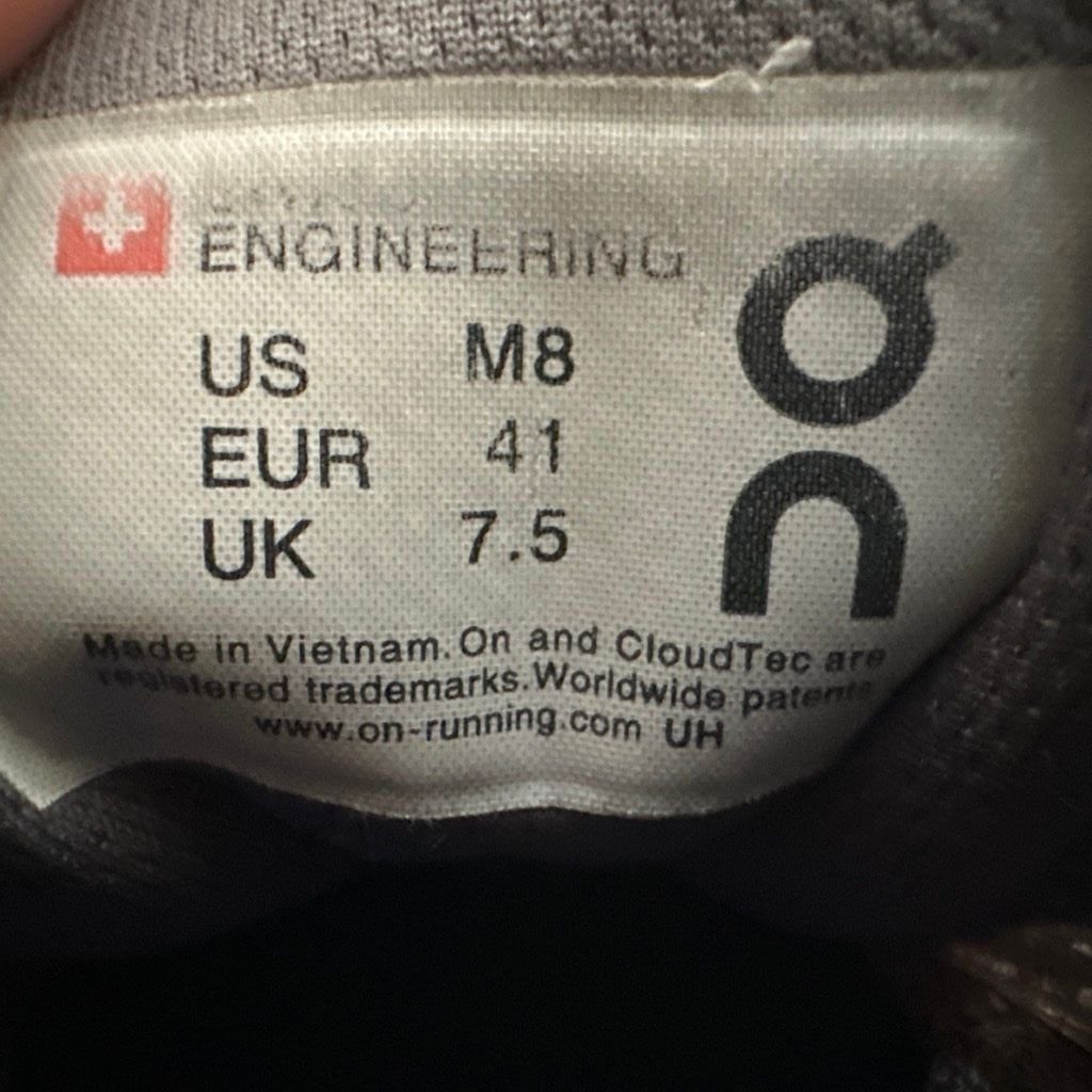 On Cloud CloudFlyer Black Grey White Running Shoes Size 8 8