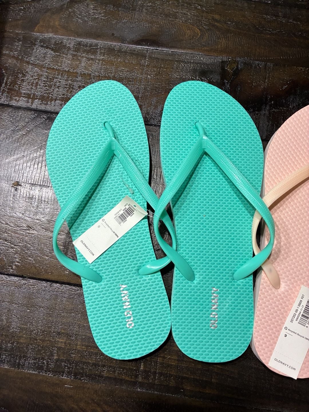 Old Navy Classic Flip Flops Size 9 Multicolored 2-Pack New 2